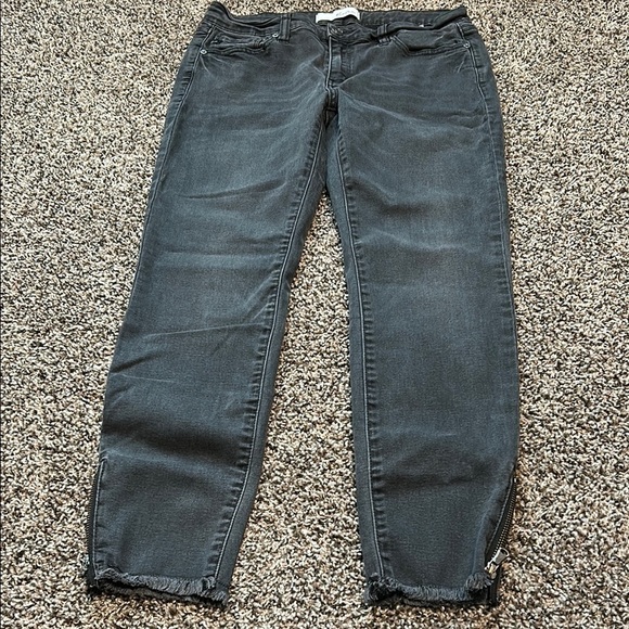 KanCan Denim - KanCan Black Ankle Cropped Jeans